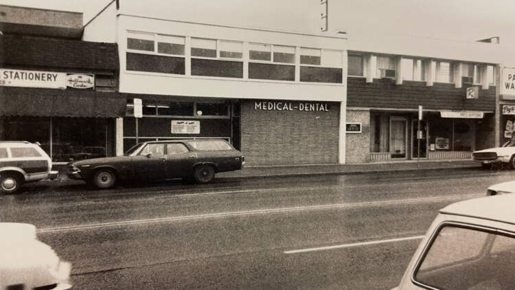 1976 Medical Associates 1